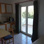 Apartment In 8169
