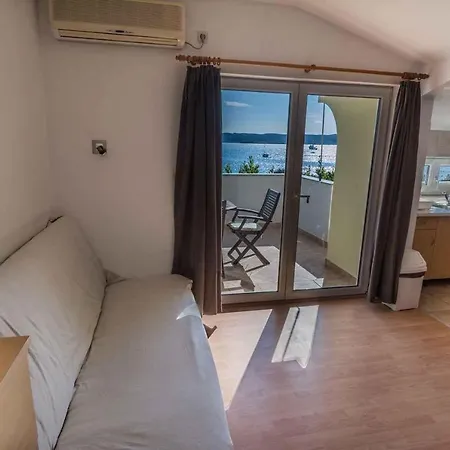 In 8169 Apartment