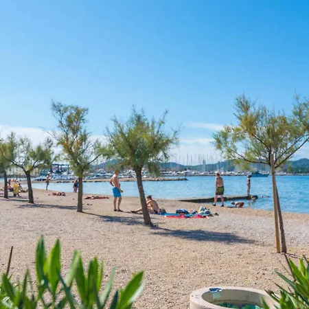 In 8169 Lägenhet Biograd Na Moru