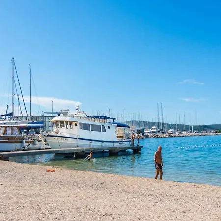 In 8169 * Biograd Na Moru