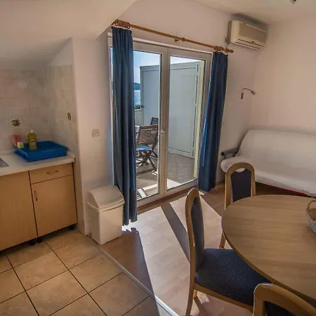 In 8169 Lägenhet Biograd Na Moru